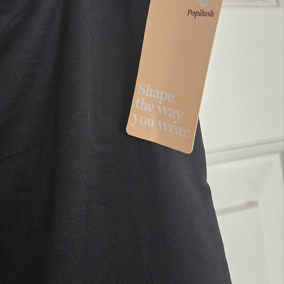 BNWT Popilush Double Lined Square Neck Body suits Backless Bodysuit Large -10-12 - Picture 3 of 4